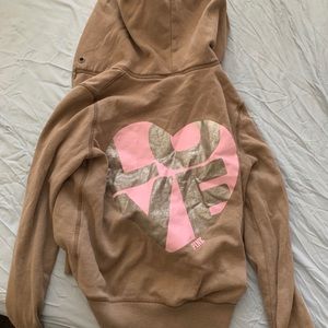 Sweaters/vest/zip up